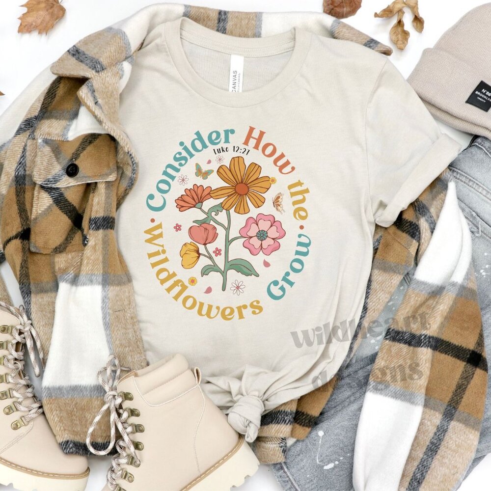 Consider How The Wildflowers Grow T-shirt - Cream